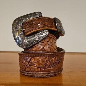 Hand-Tooled Brown Leather Men’s Belt with Decorative Silver Buckle